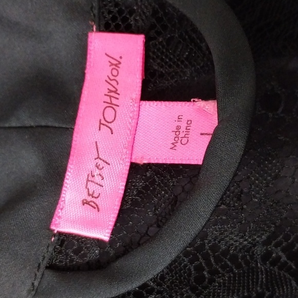 Women's Betsey Johnson lace robe size L - Picture 2 of 2